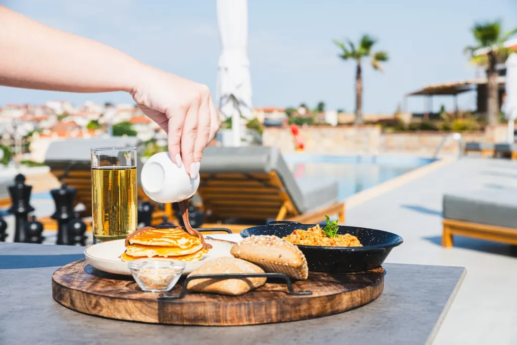 Akrolithos Luxury Suites, Nea Flogita, Grčka — fotografija 10