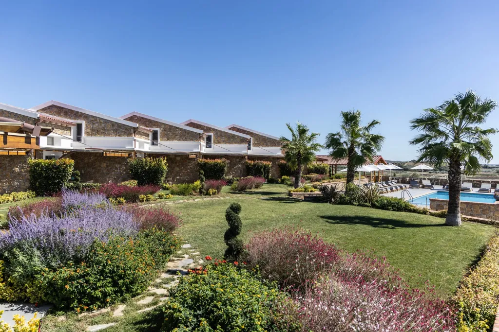 Akrolithos Luxury Suites, Nea Flogita, Grčka — fotografija 18