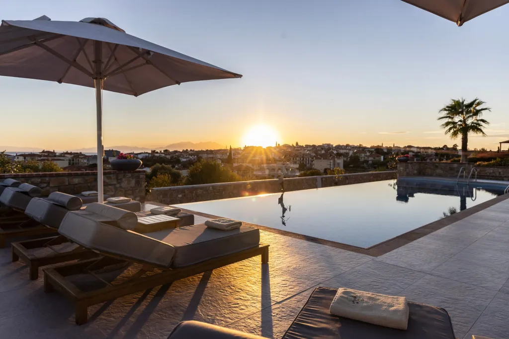 Akrolithos Luxury Suites, Nea Flogita, Grčka — fotografija 24