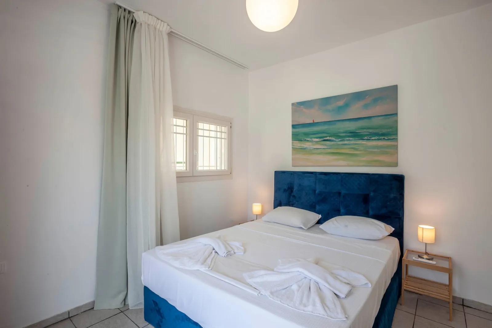 Aris Luxury, Pefkohori, Grčka — 2 Bedroom Apartment with Private Yard