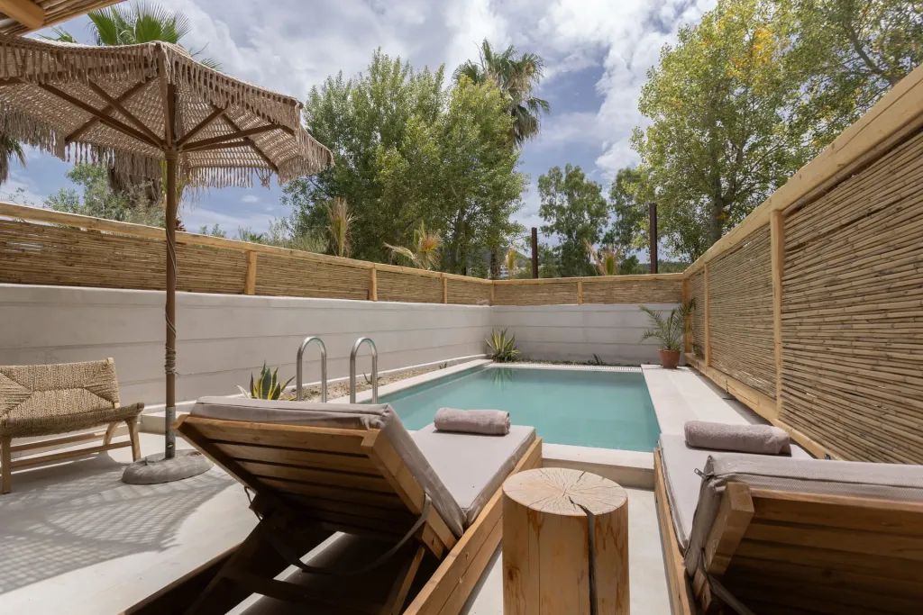 Nusa Suites & Villas, Pefkohori, Grčka — fotografija 12