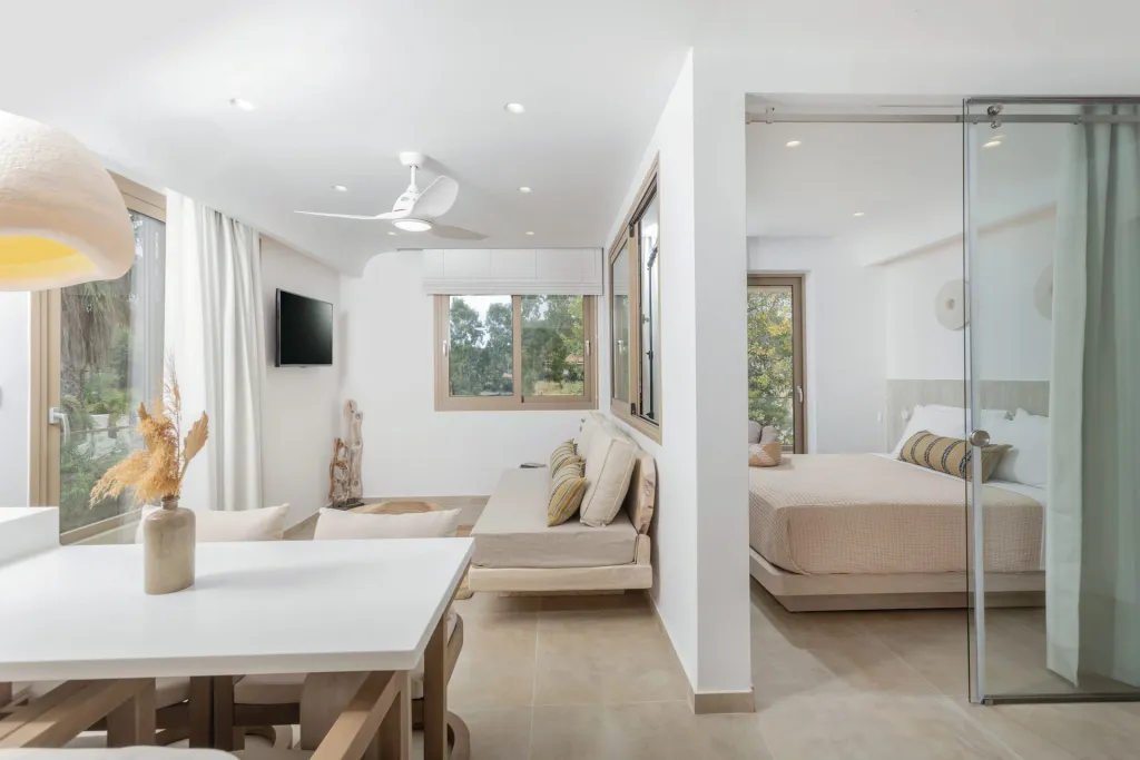 Nusa Suites & Villas, Pefkohori, Grčka — fotografija 14