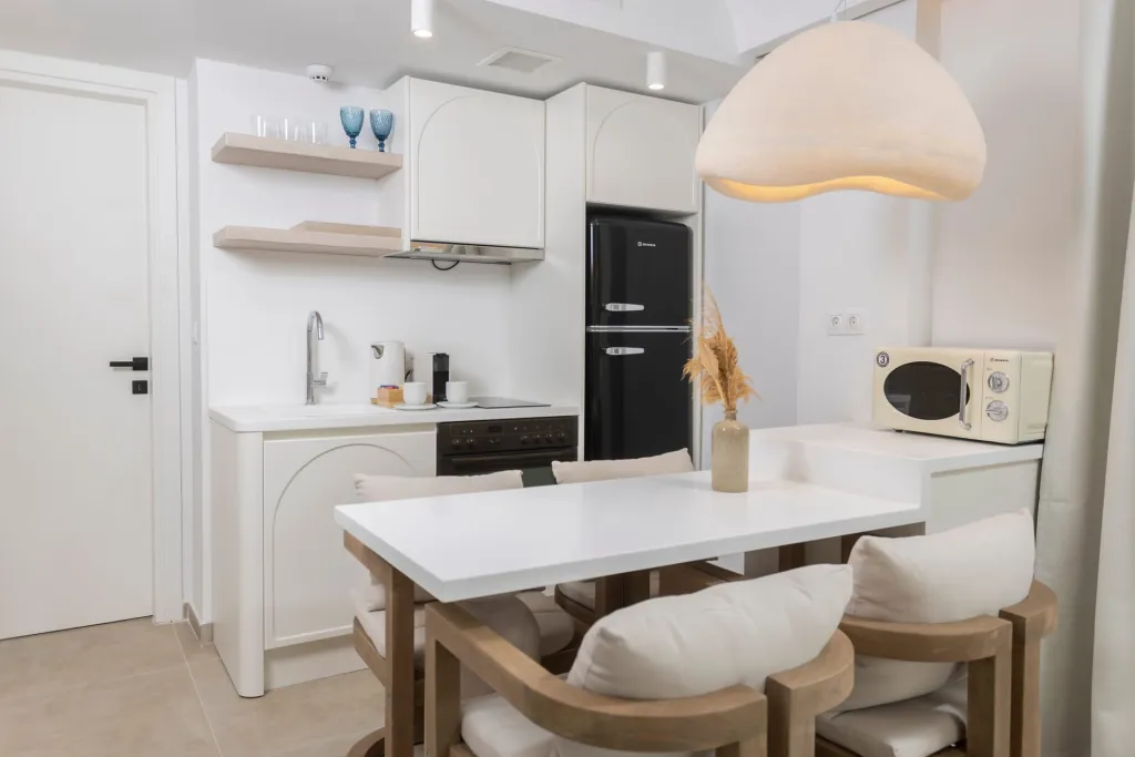 Nusa Suites & Villas, Pefkohori, Grčka — fotografija 15