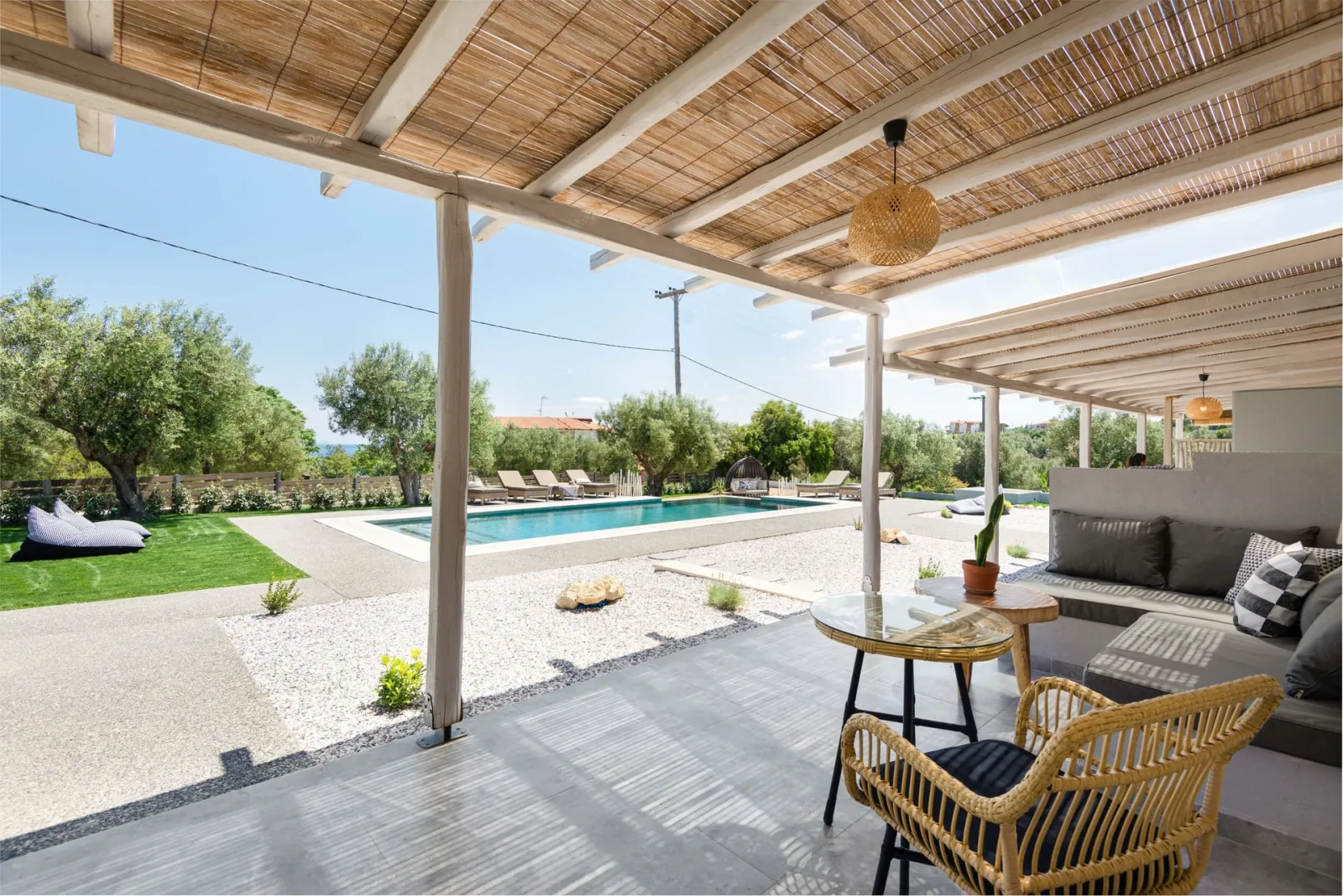 FLH - Halkidiki Properties, Grčka — "Four Olives" Luxury Rooms - Uberina Afitos