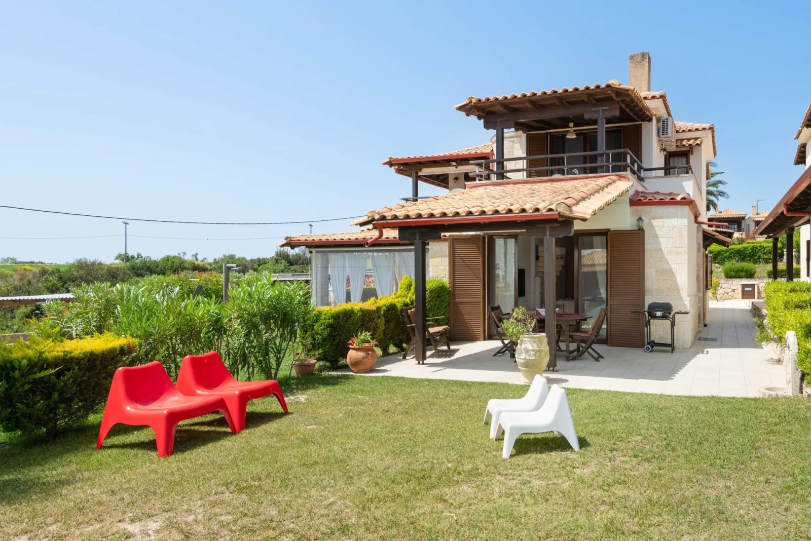 FLH - Halkidiki Properties, Grčka — Jasper Pool Villa-Afitos Hidden Gems