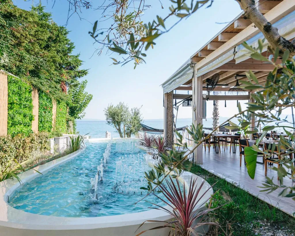 Blue Carpet Luxury Suites, Pefkohori, Grčka — smeštajna jedinica