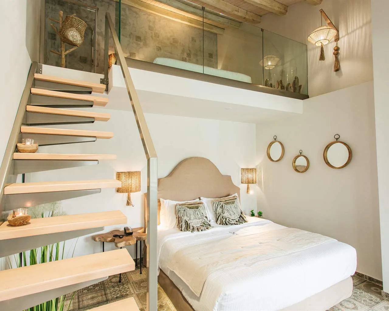 Blue Carpet Luxury Suites, Pefkohori, Grčka — Suite 2 Level
