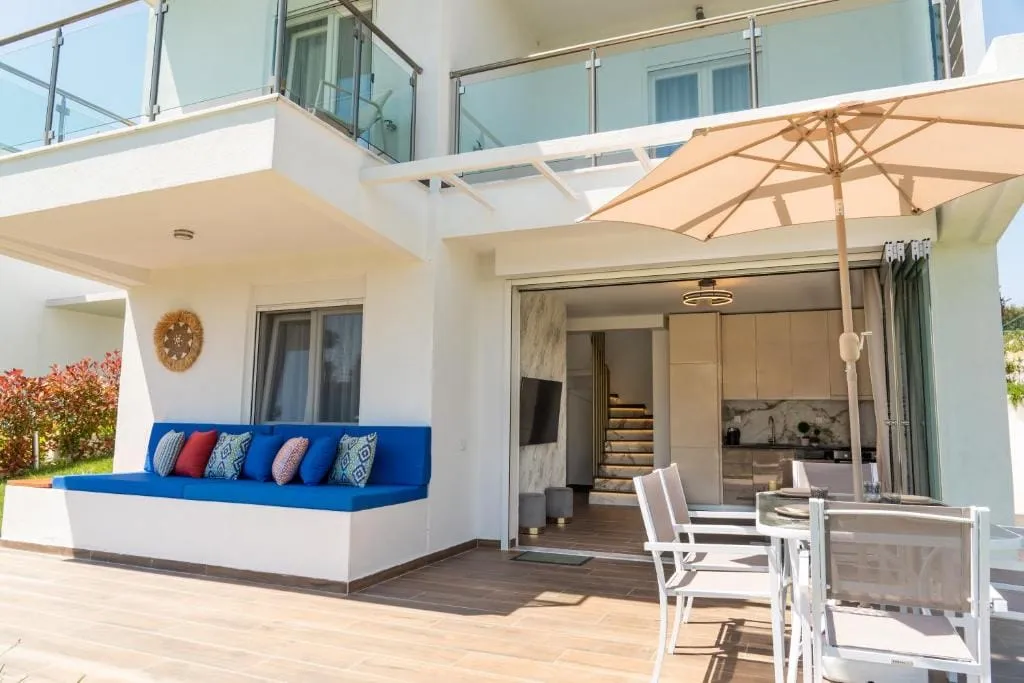 Sani Beverly Hills, Sani, Grčka — Villa Deluxe Plaza 1