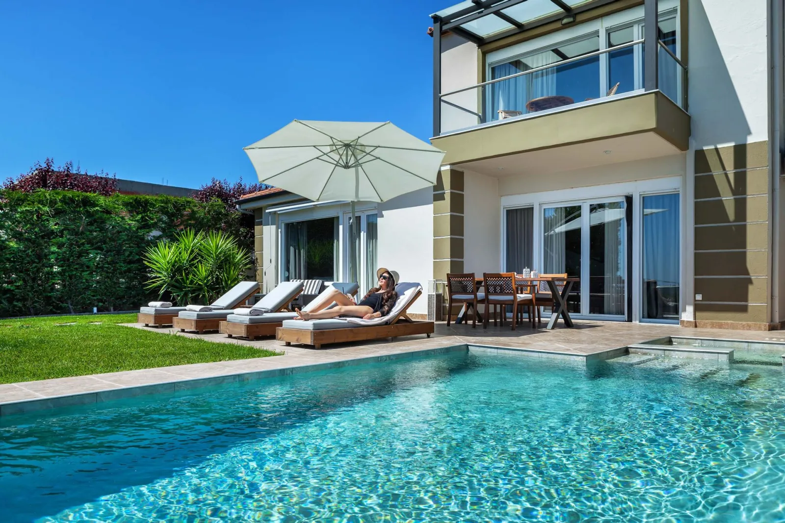 Sunny Villas Resort and Spa, Hanioti, Grčka — Grande Sea View Villa 110sqm