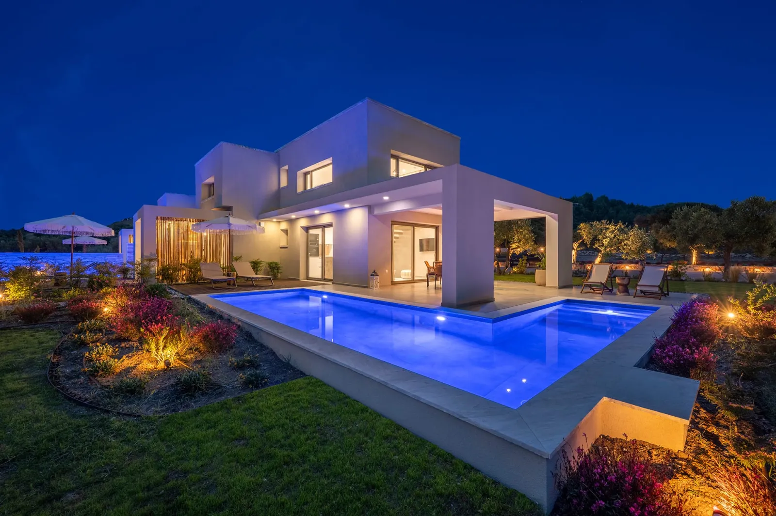 Kassandra Villas Halkidiki, Hanioti, Grčka — Exclusive Villa | Private Pool