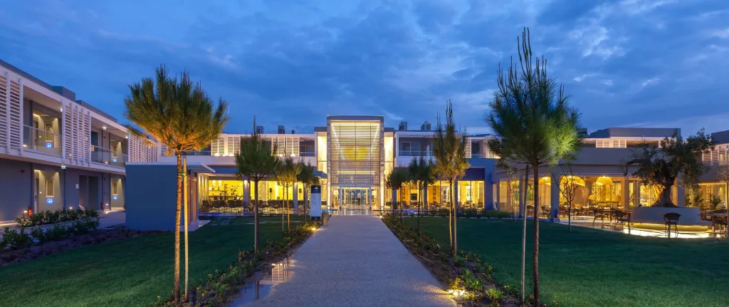 Blue Lagoon Palace, Grčka
