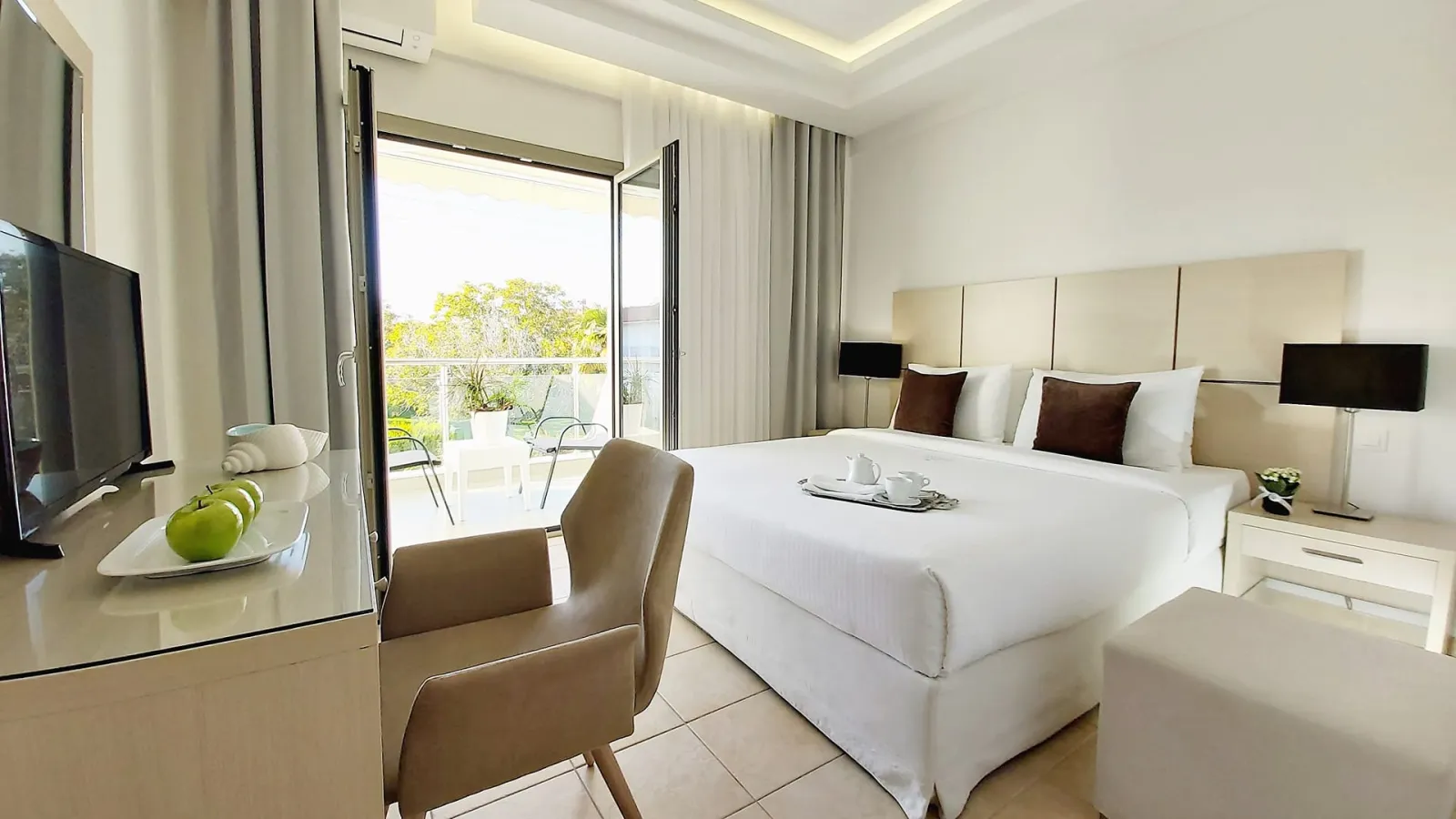 Akrogiali Exclusive Hotel Halkidiki *** | Adults Only, Polihrono, Grčka — Junior Suite