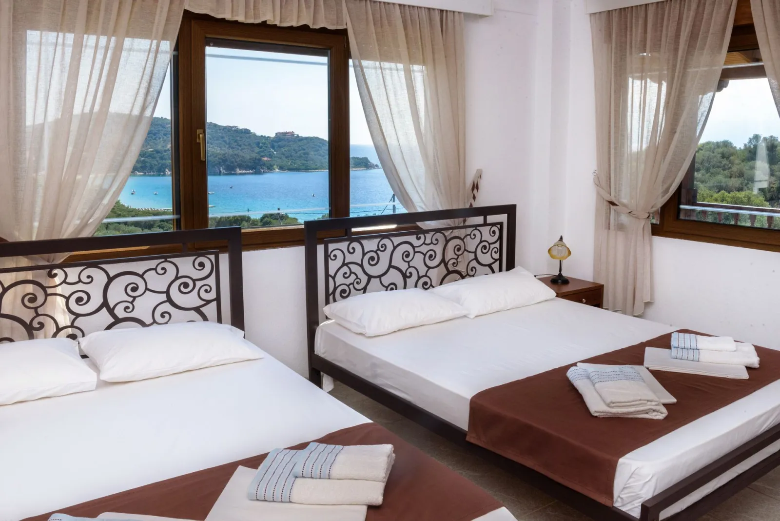 Demi Studios Halkidiki, Amuliani, Grčka — Junior Suite Sea View