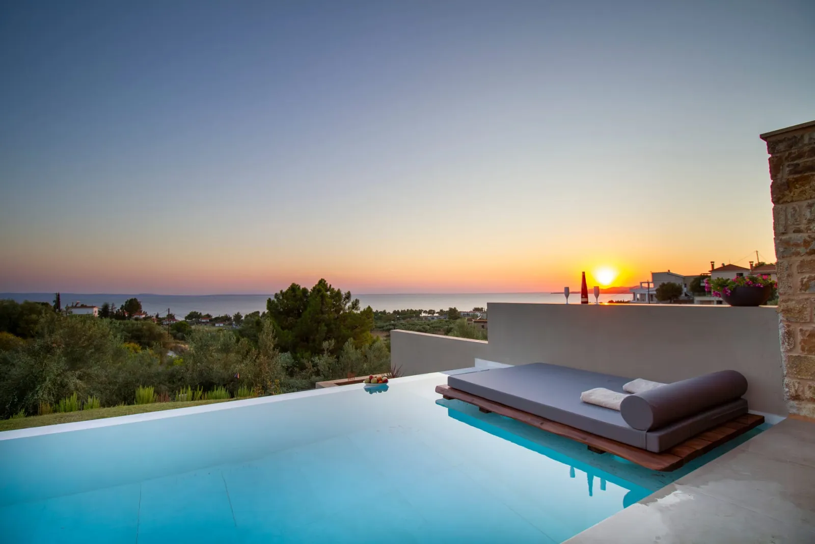 Lithos Villas Nikiti, Nikiti, Grčka — Queen Villa with Sea View