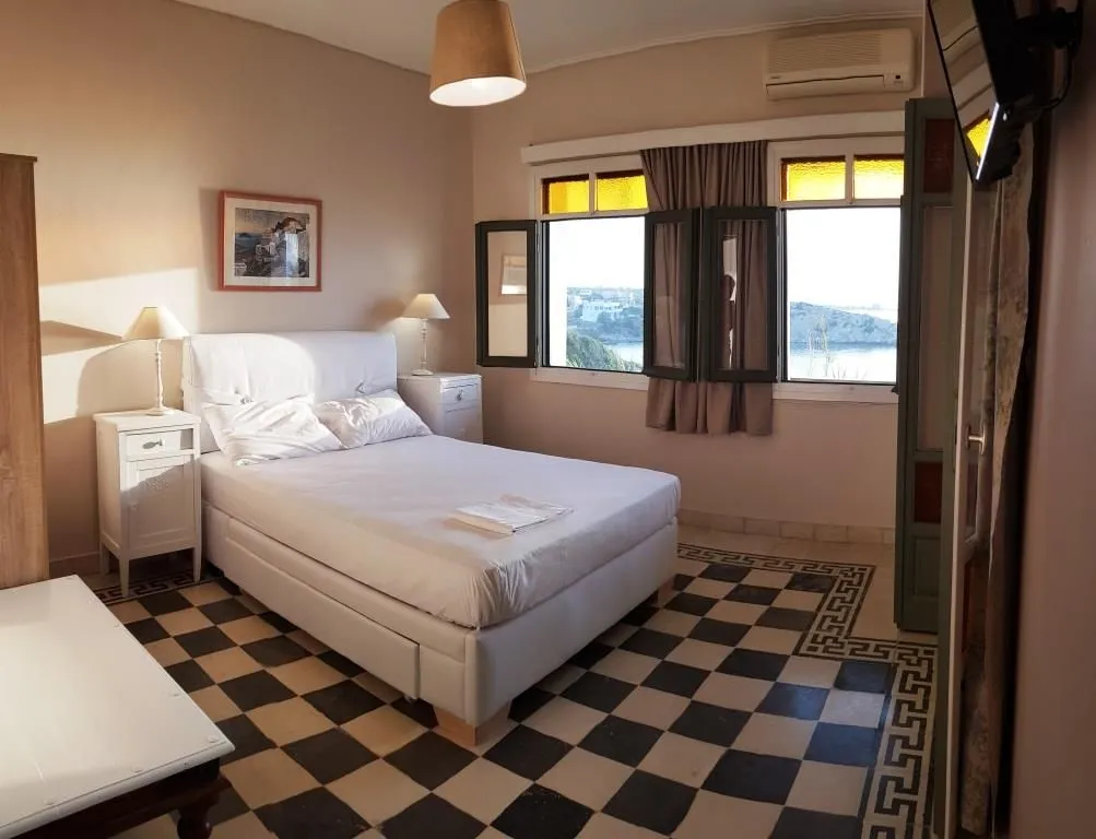 Vrachokipos Aegina, Vati – Suvala, Grčka — Double Studio