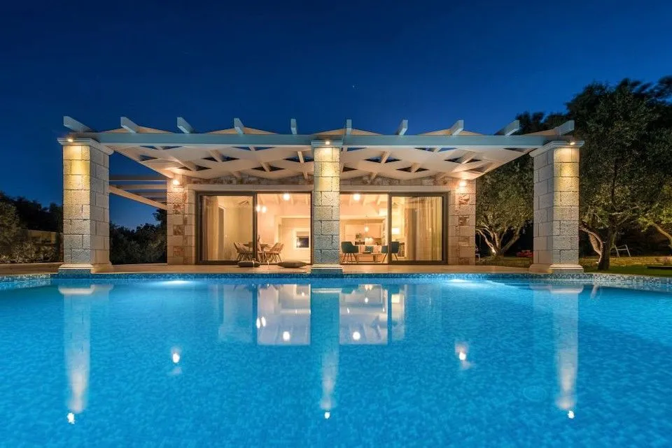 Avra Villa, Porto Kukla
