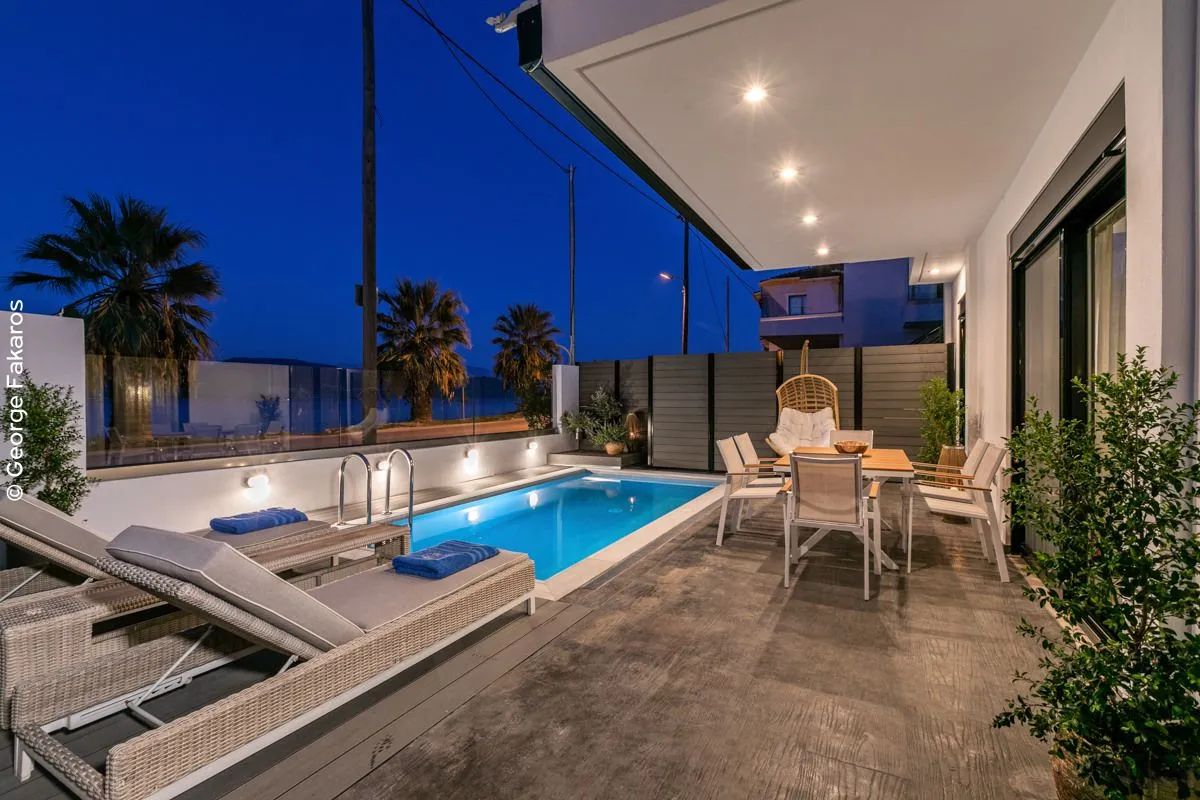 White Rock Villas Lefkada, Ligija, Grčka — Elegant Apartment with Private Pool