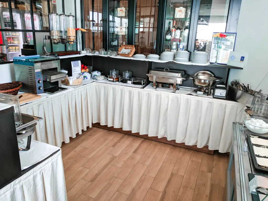 Meliton Inn Hotel & Suites Chalkidiki, Neos Marmaras, Grčka — fotografija 3