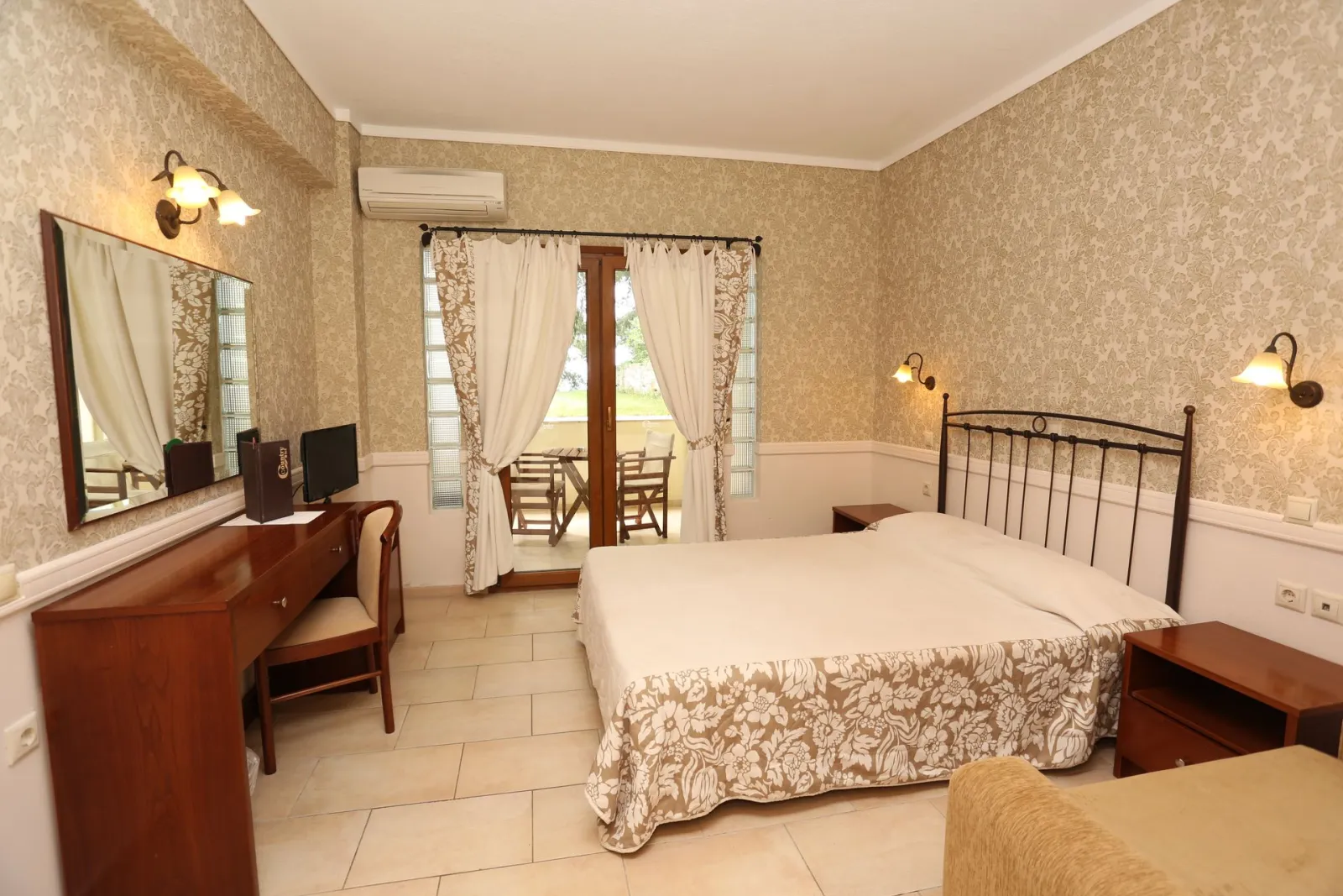 Country Inn Halkidiki, Kalithea, Grčka — Economy Double Limited Sea View