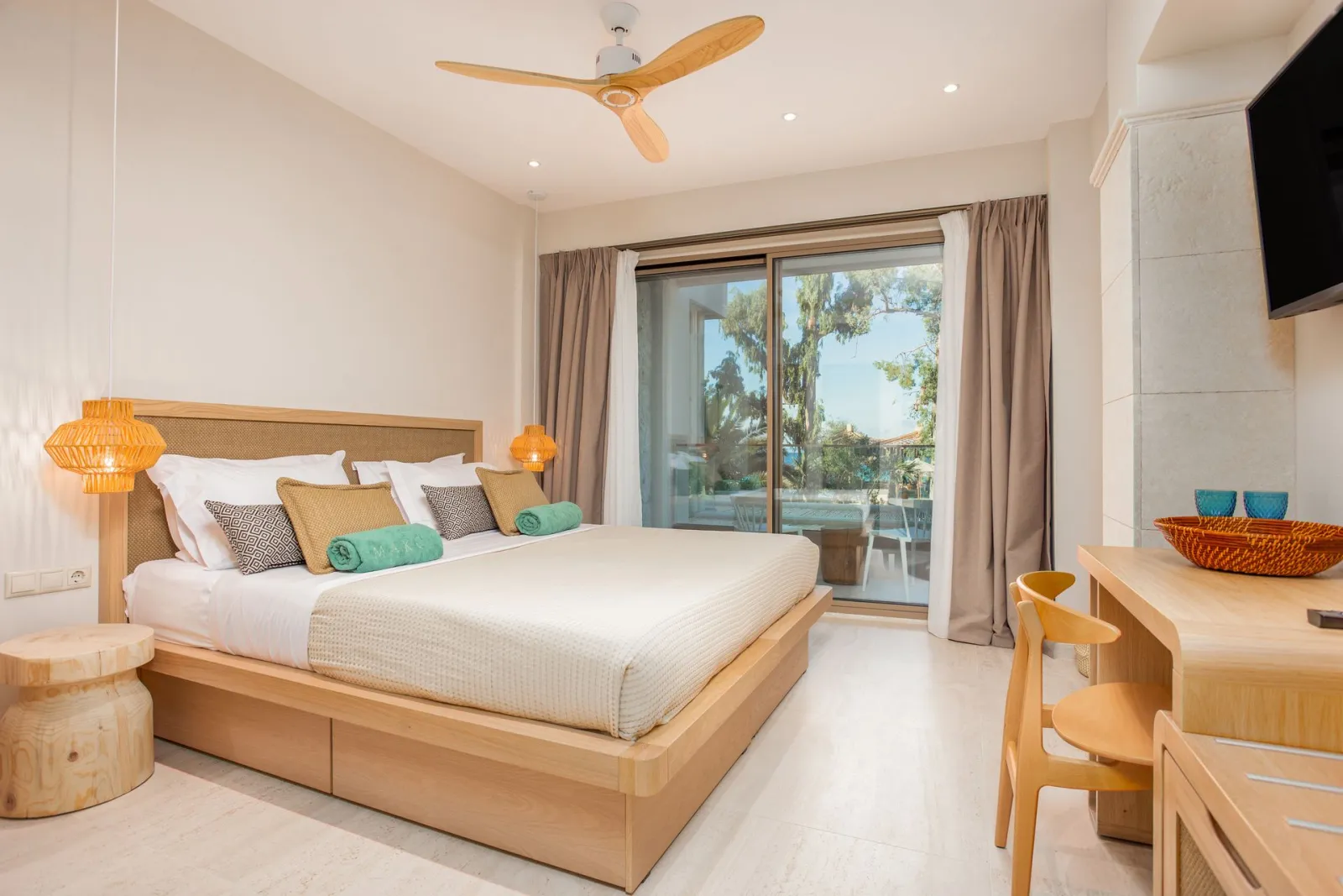 MAKO Sea & Suites, Pefkohori, Grčka — Double Room | Sea View