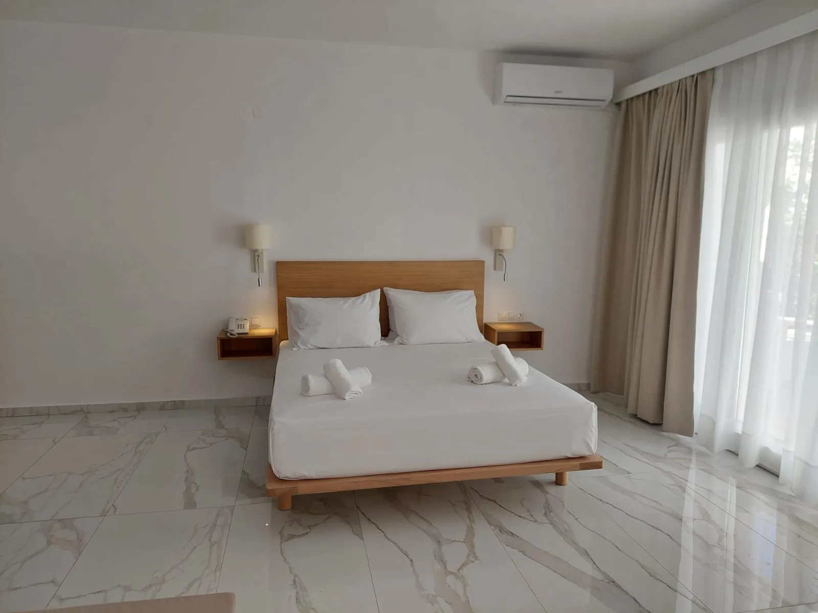 Blue Bay Hotel Kavala, Nea Iraklica, Grčka — Suite with Garden View