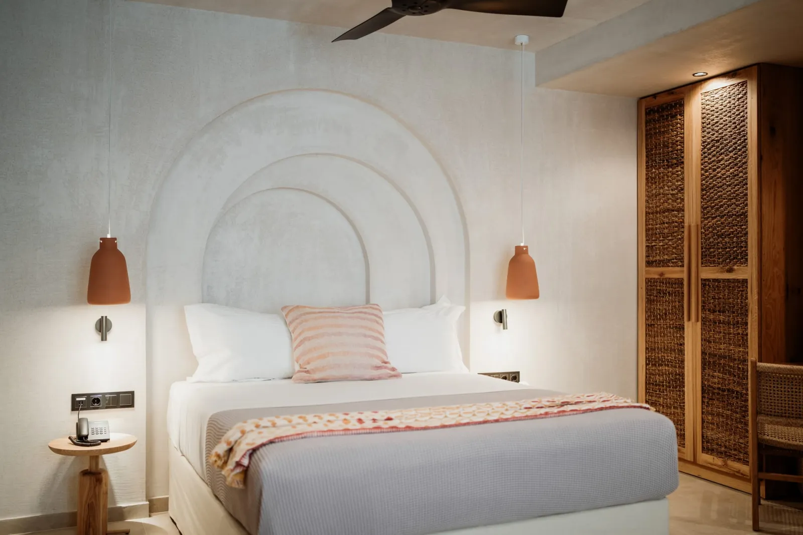 Kalani Residence Kavala, Keramoti, Grčka — Luxury Triple Room