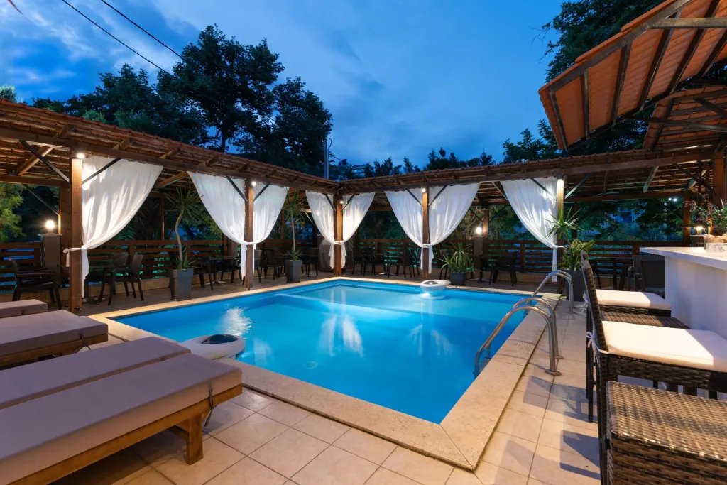 Kipos Resort, Nea Peramos, Grčka