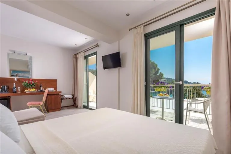 Tosca Beach Hotel, Palio, Grčka — Double Room Sea View