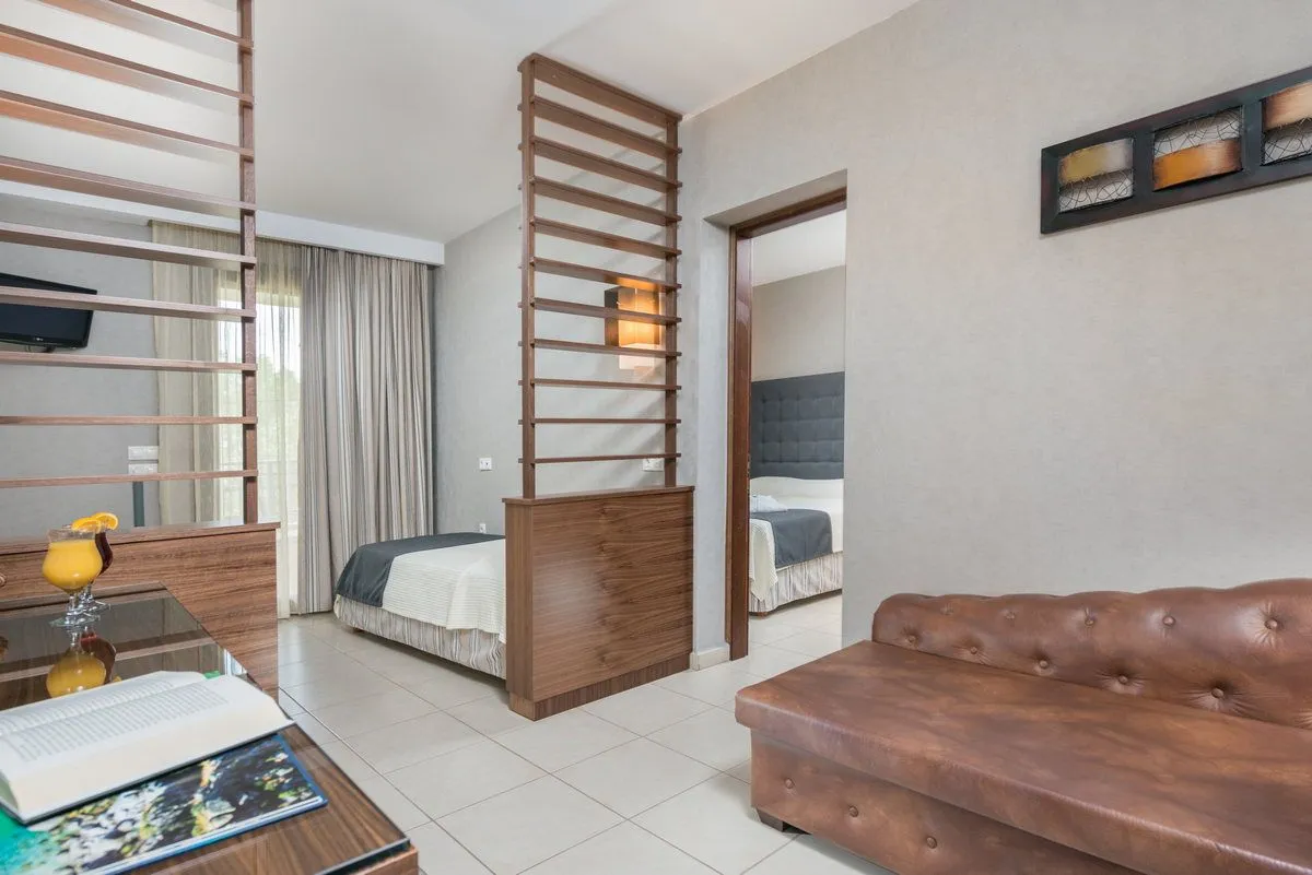 Atrium Hotel Thassos, Potos, Grčka — Family Suite