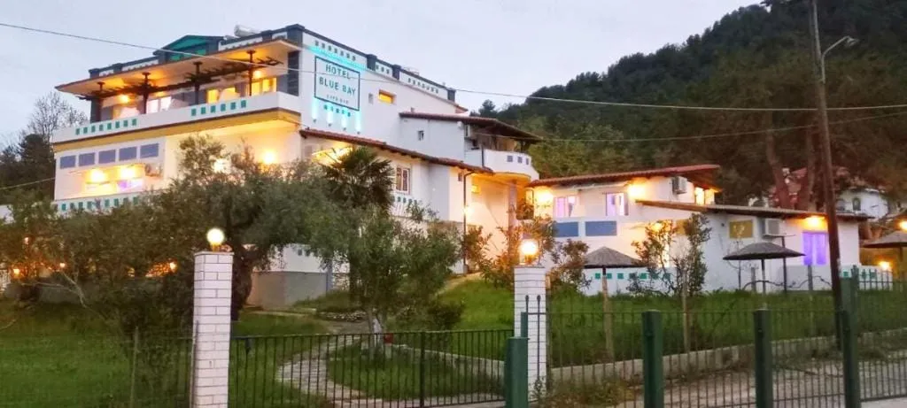 Blue Bay Beach Hotel, Kinira 