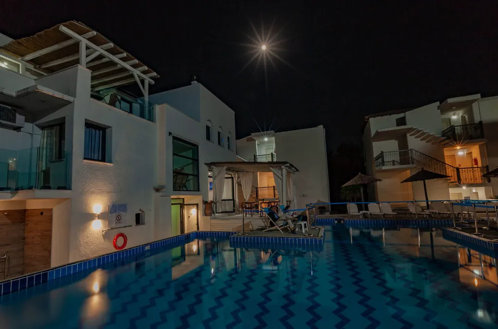 Esperides Hotel & Suites Thassos, Glikadi / Limenas, Grčka — fotografija 1