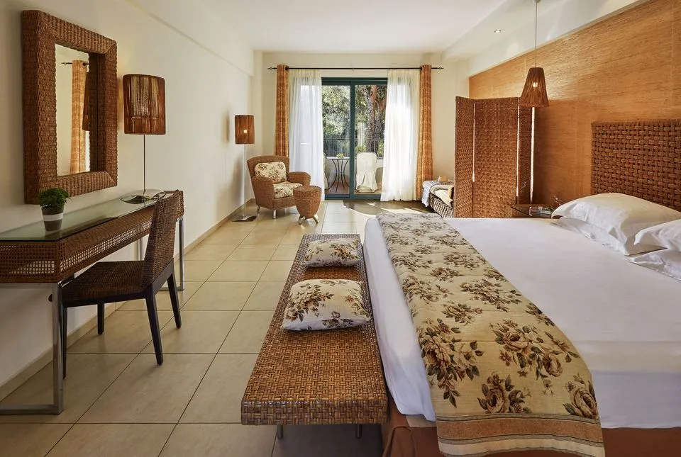 Ilio Mare Hotel & Resort, Skala Prinou, Grčka — Junior Suite Garden or Pool View
