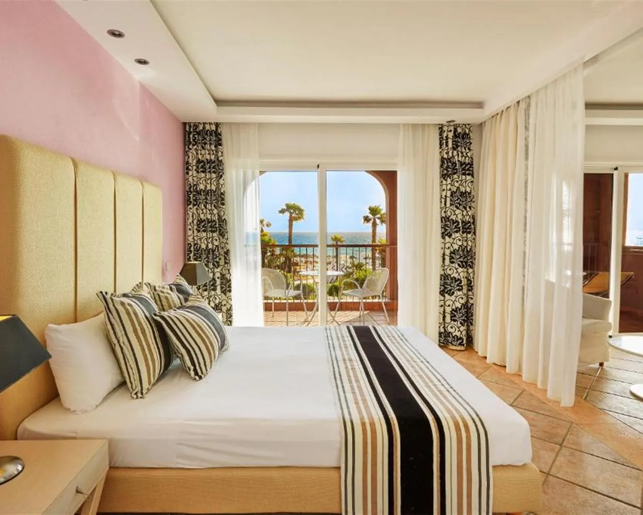 Ilio Mare Hotel & Resort, Skala Prinou, Grčka — Suite  Deluxe Sea View