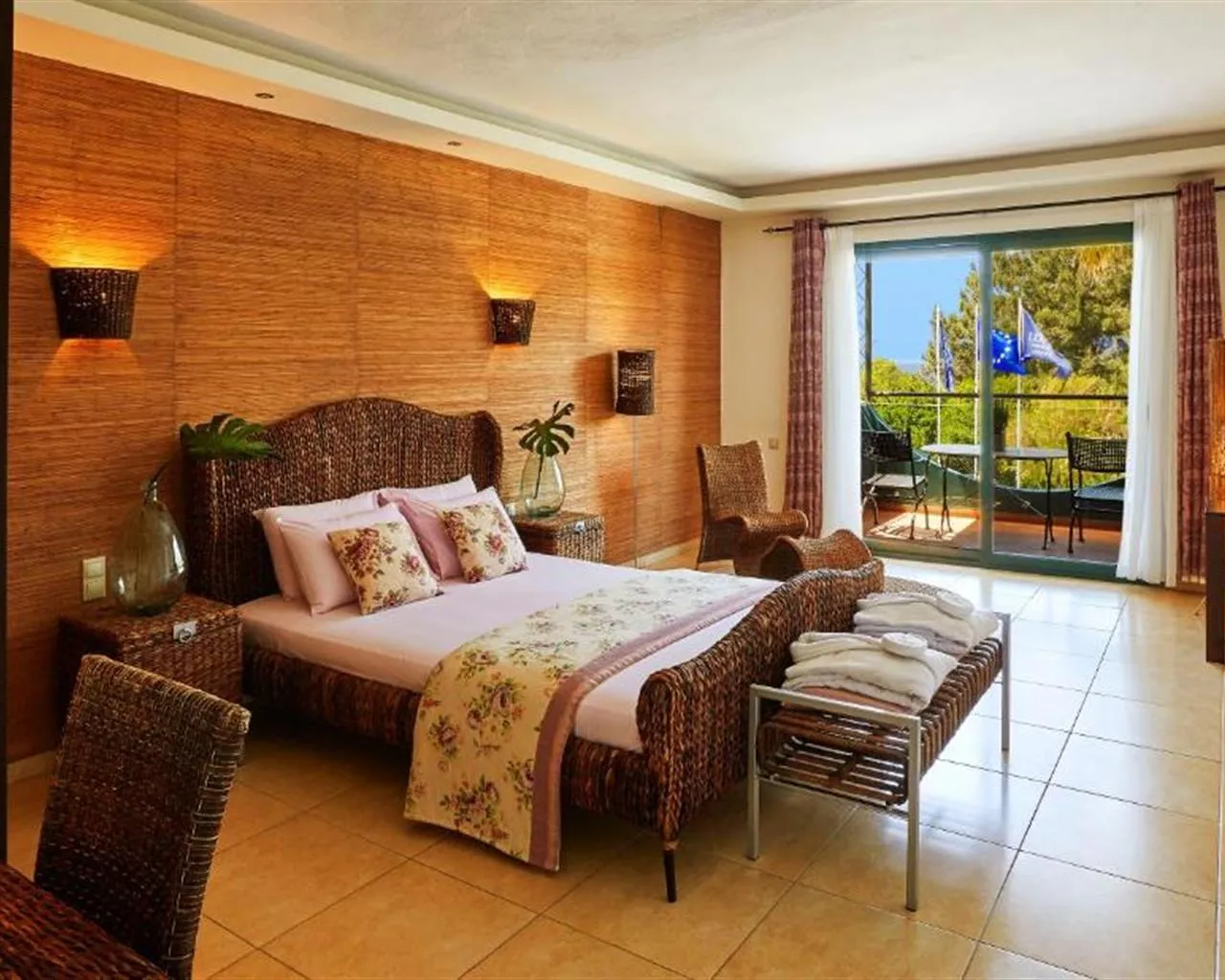 Ilio Mare Hotel & Resort, Skala Prinou, Grčka — Suite Honeymoon Side Sea View
