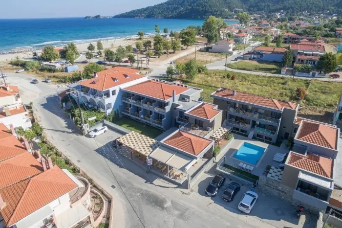 Mary's Residence Suites, Skala Potamia