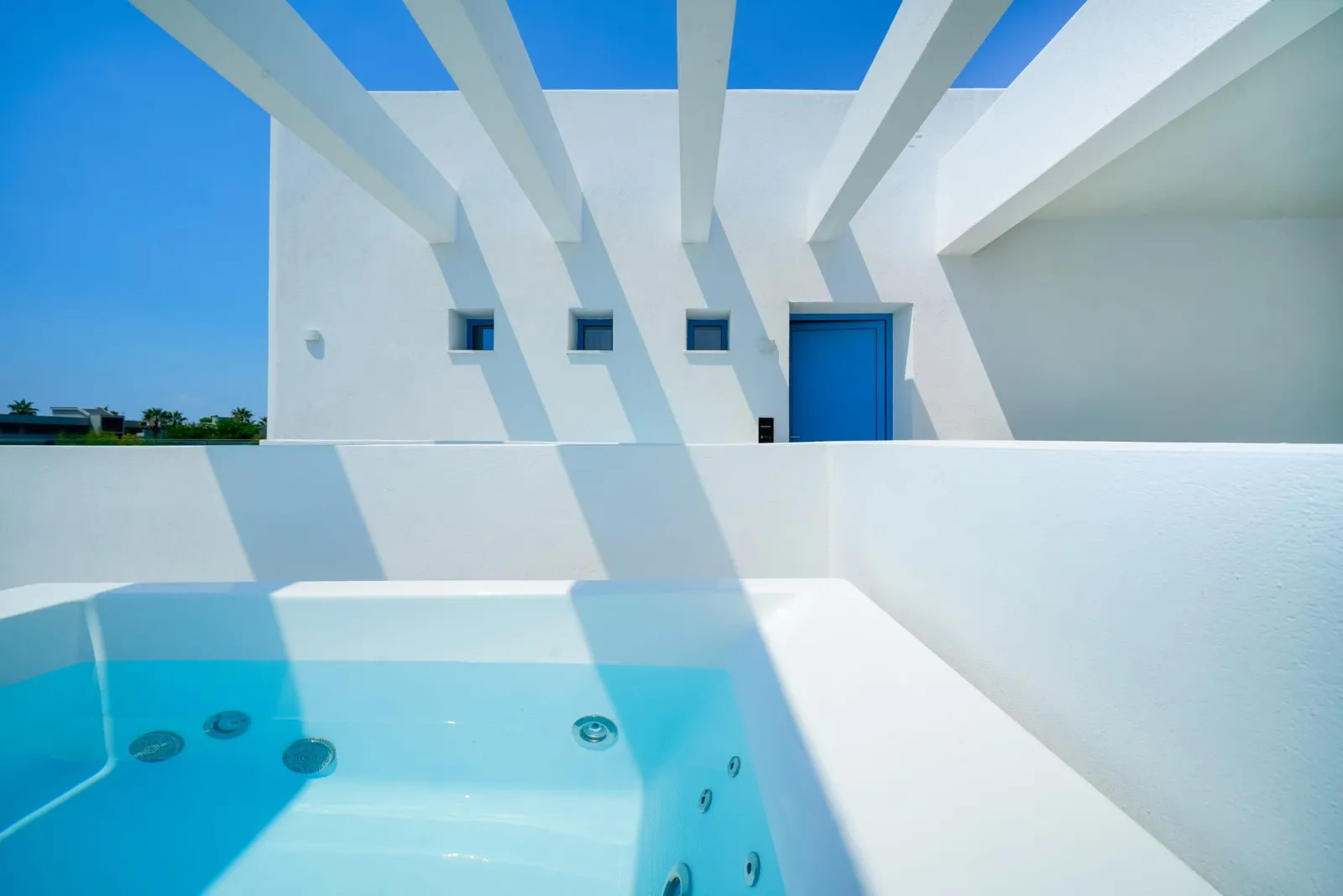 Narciso Thassos Luxury Suites, Dasilio / Skala Prinos, Grčka — Panorama Suite Outdoor Jacuzzi