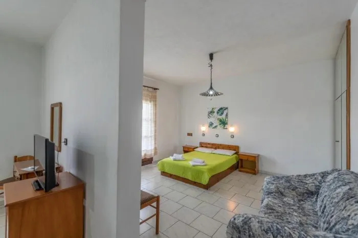 Natasa Hotel, Skala Potamija, Grčka — Family Room