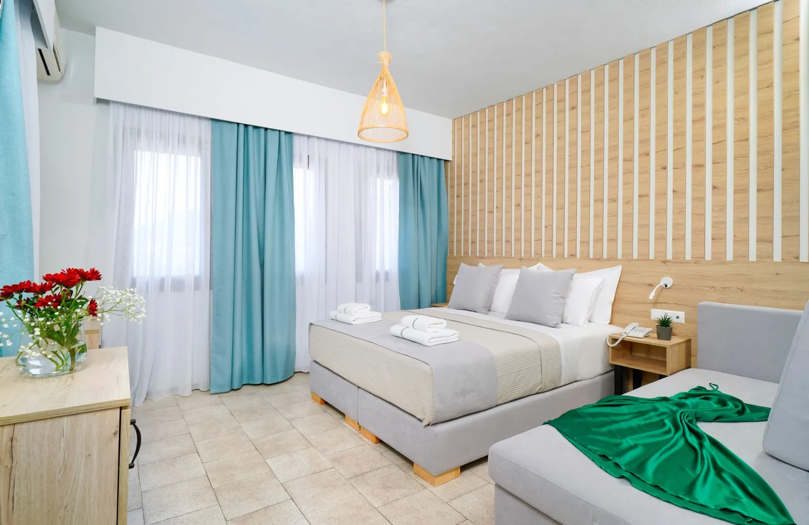 Nefeli Fresh Hotel, Skala Rahoni, Grčka — Deluxe Triple Room