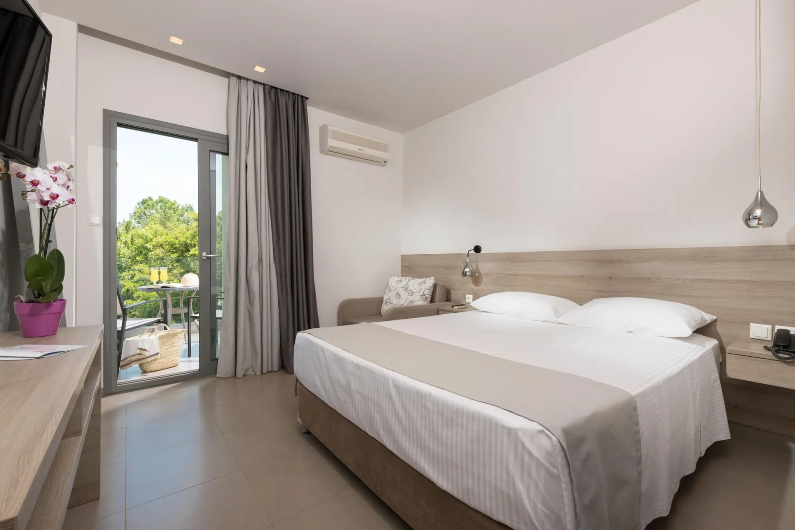Princess Golden Beach Hotel, Golden Beach, Grčka — Double/Twin Room with Partial Sea View