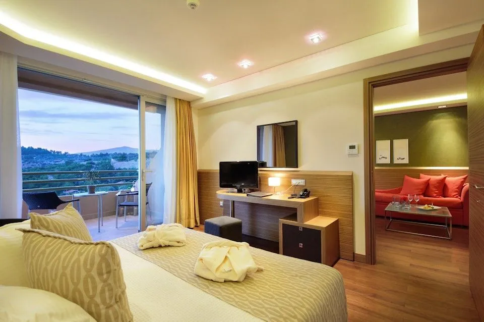 Royal Paradise Beach Resort and Spa Adults Only (12+), Rosogremos / Potos, Grčka — Classical Suite with Sea View