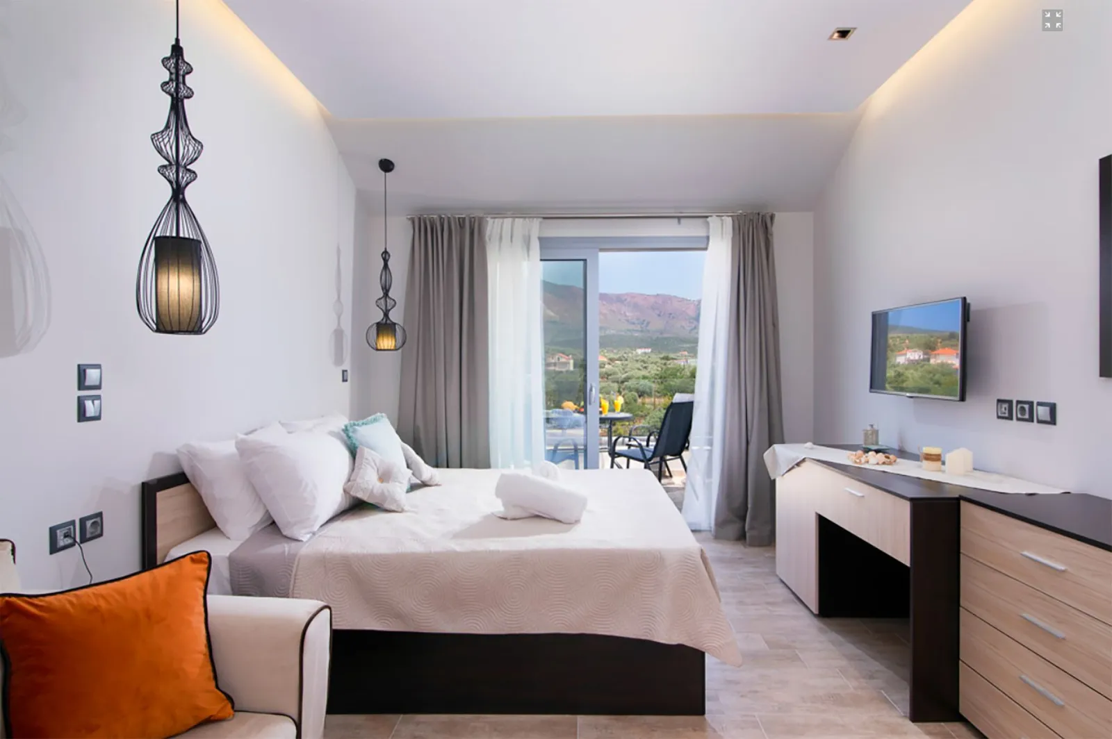 The Dome Luxury Hotel Thassos, Limenaria, Grčka — Double Room Mountain View