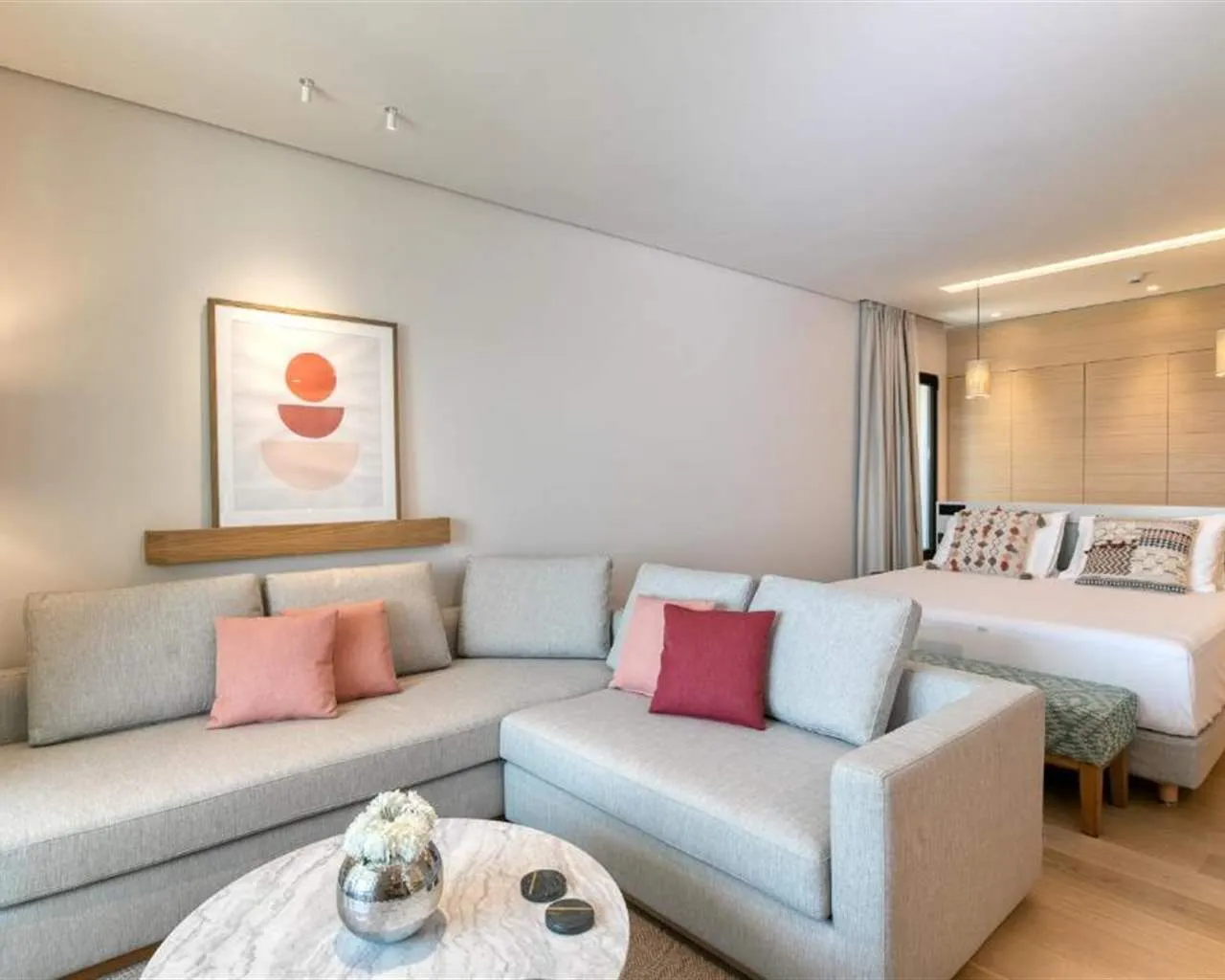 Vathi Cove Luxury Resort & Spa, Vathi, Grčka — Junior Suite  Deluxe Corner Panorama Sea View