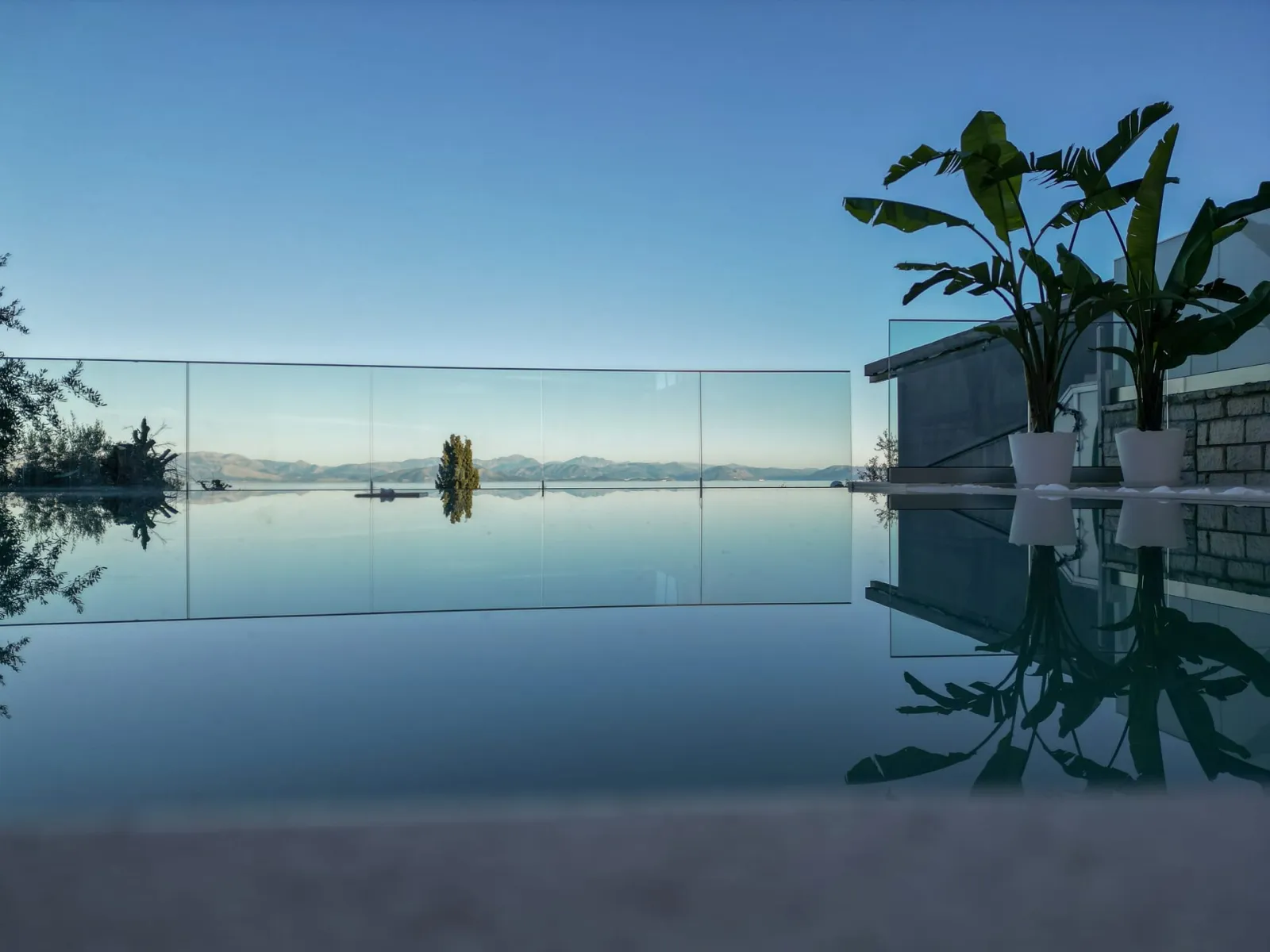 ACHILLION LUXURY CORFU VILLA & SUITES, Perama