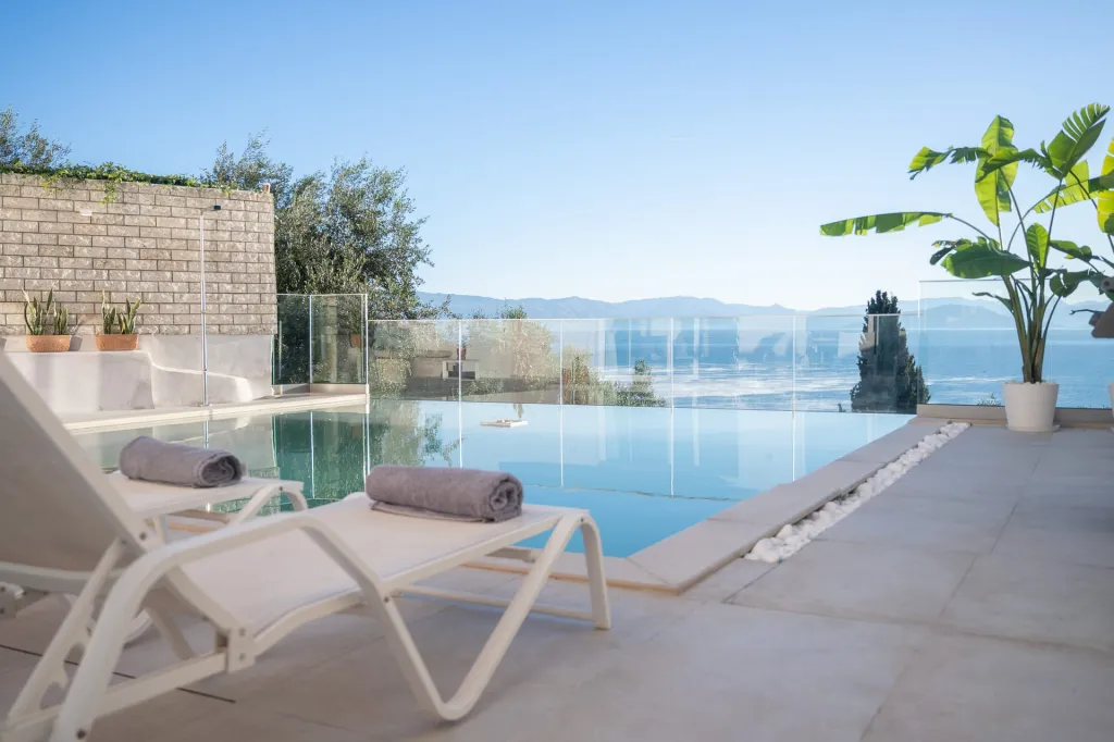ACHILLION LUXURY CORFU VILLA & SUITES, Perama, Grčka — fotografija 8