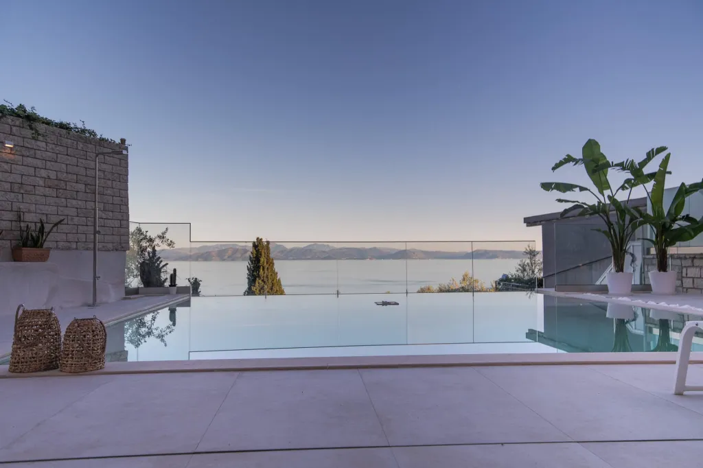 ACHILLION LUXURY CORFU VILLA & SUITES, Perama, Grčka — fotografija 11