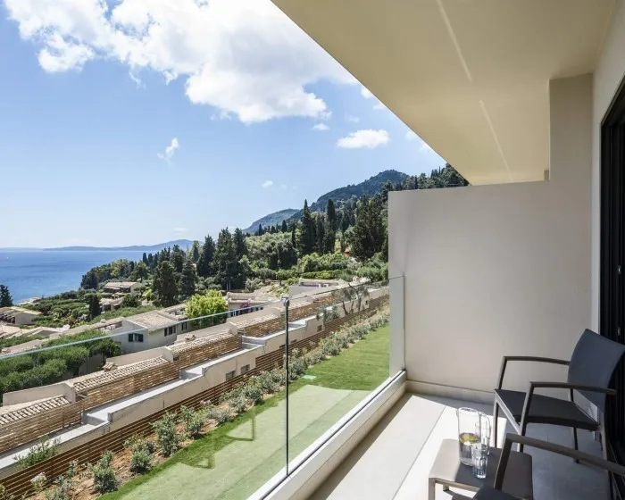 Aeolos Beach Resort, Perama, Grčka — Bungalow Deluxe Sea View