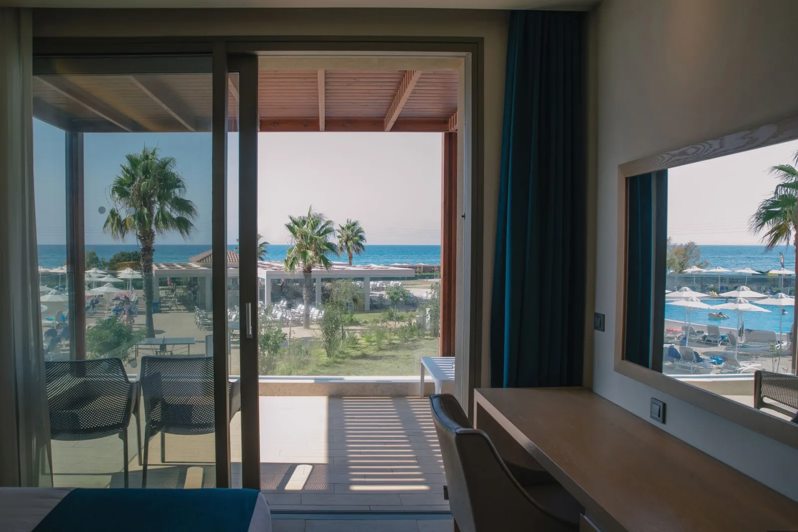 Almyros Beach Resort & Spa, Almiros (Aharavi), Grčka — DELUXE DBL SEA VIEW