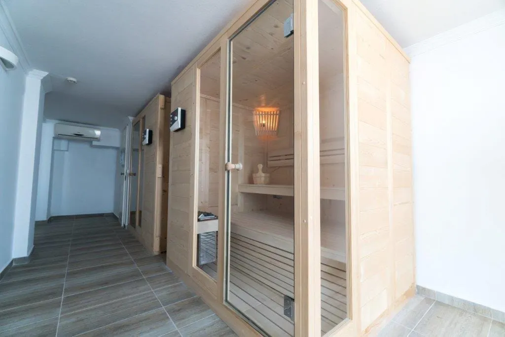Alyssium Adults Friendly (13+), Benitses, Grčka — fotografija 4