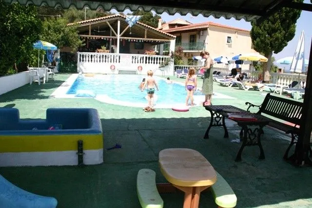 Andromaches Holiday Apartments Corfu, Benices (Ahilion), Grčka — fotografija 11