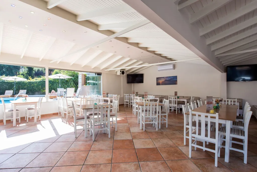 Anita Hotel Corfu, Perama, Grčka — fotografija 21